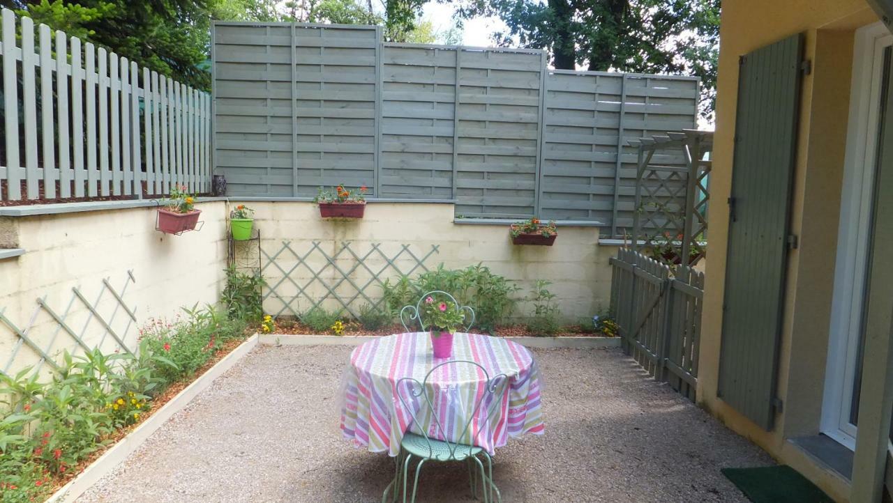 Bed and Breakfast Le nid de mésanges Chauffour-sur-Vell Exterior foto